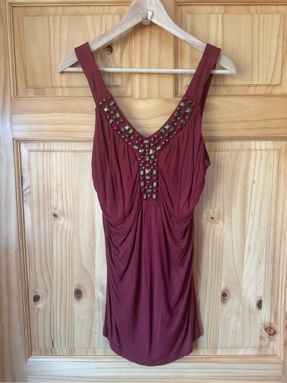 Apt. 9 Rust & Bronze Embellished Beaded V‑Neck Tank size large - Picture 9 of 9